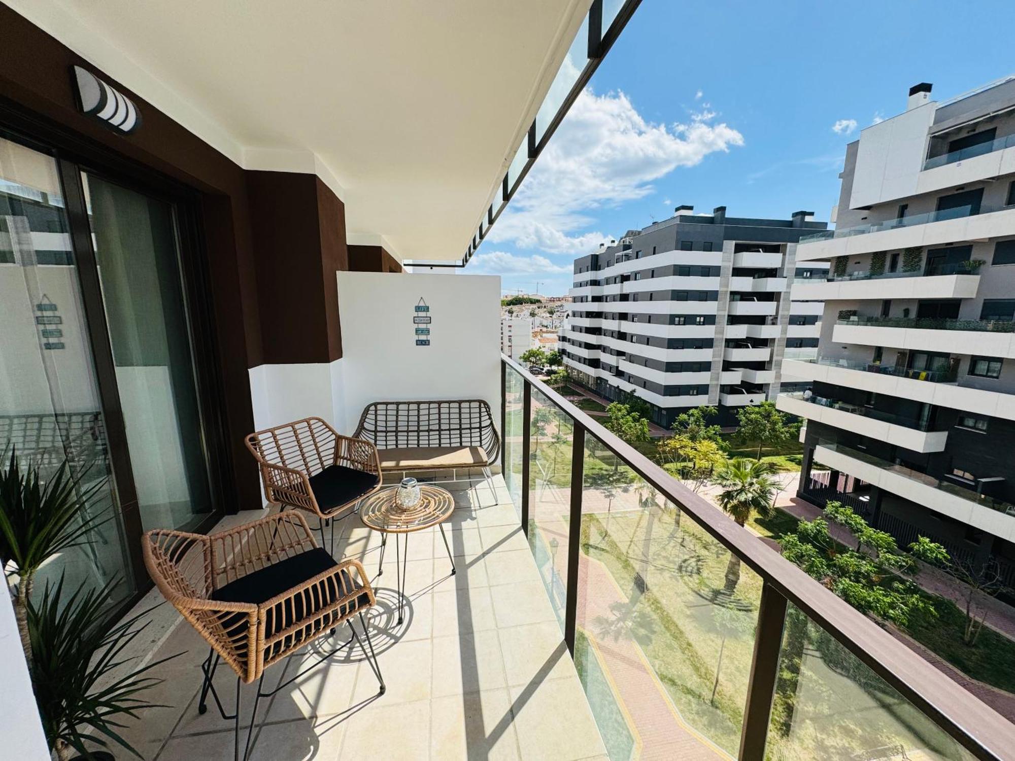 Parking Privado! Sol Y Mar Tu Hogar En La Costa Apartment เอสเตโปนา ภายนอก รูปภาพ